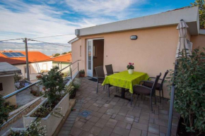 Apartment in Vrbnik/Insel Krk 36770